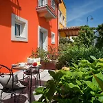 Marin Otel 3*