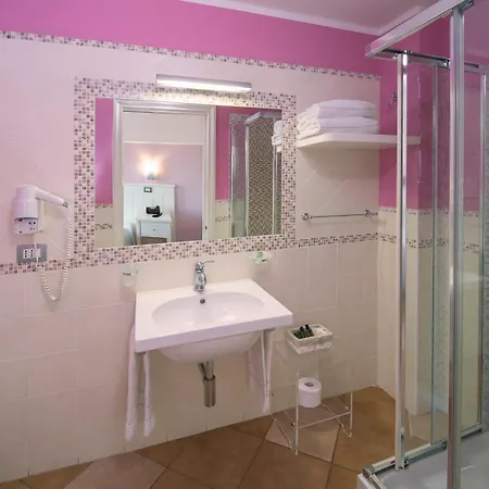 Marin Отель Пула